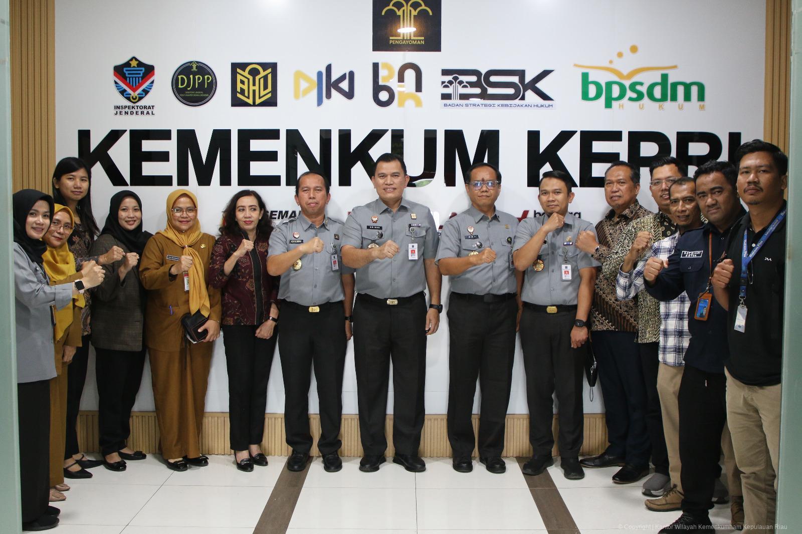 Wujudkan Pelayanan Prima, Kanwil Kemenkum Kepri Gandeng Berbagai Stakeholder Susun Standar Pelayanan Tahun 2026