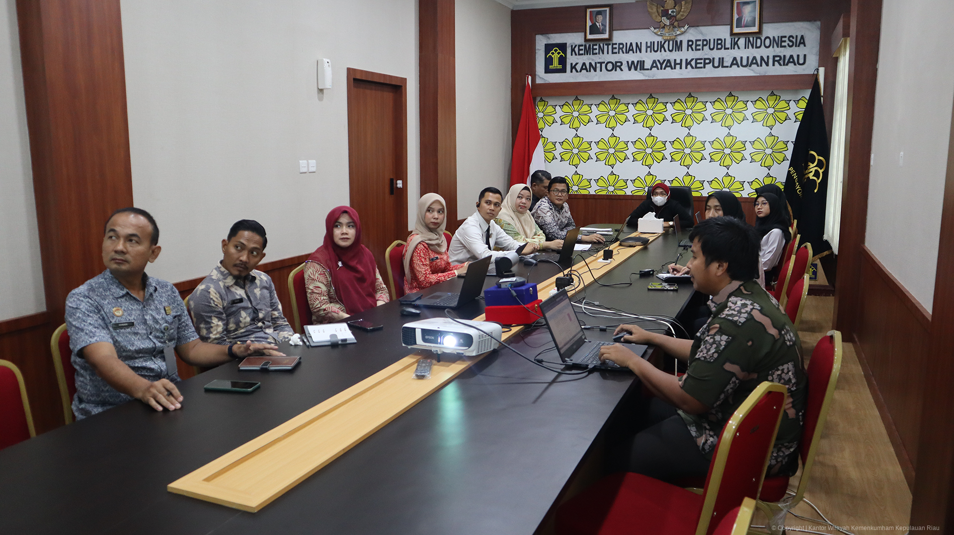 rapat-pembahasan-pemenuhan-daduk_01.png